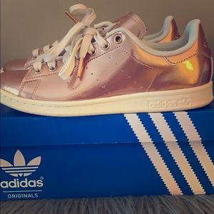 Cooper/gold Adidas Stan Smith’s limited edition